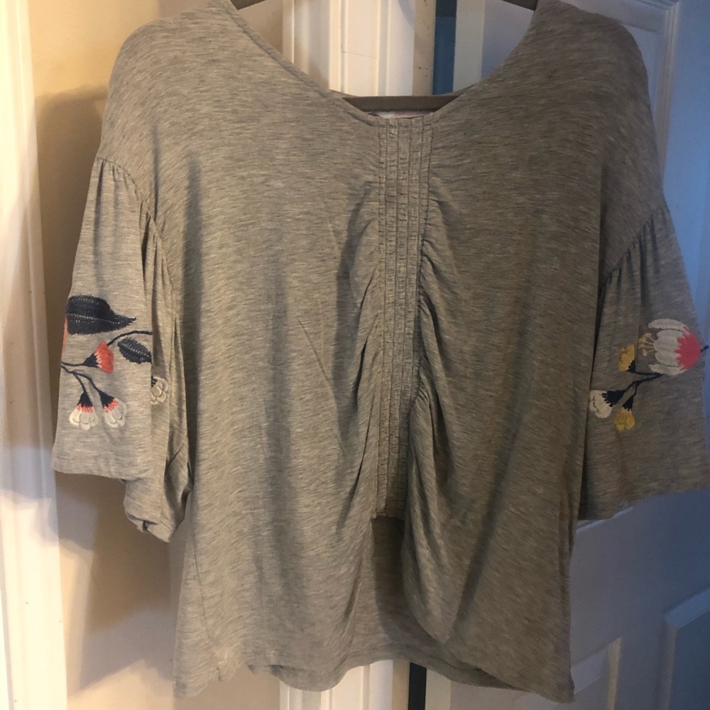 Grey ruched middle top
